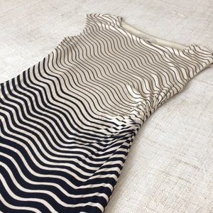 LOFT wave print side shirred cap sleeve dress